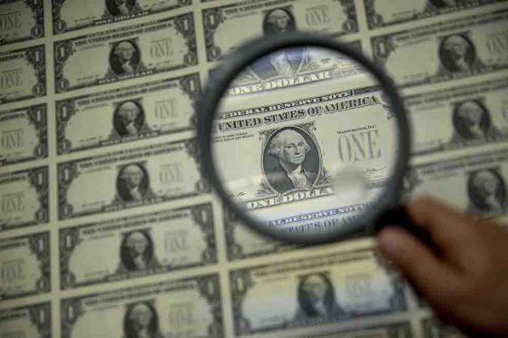 Argentina impone restricción para la compra de moneda extranjera