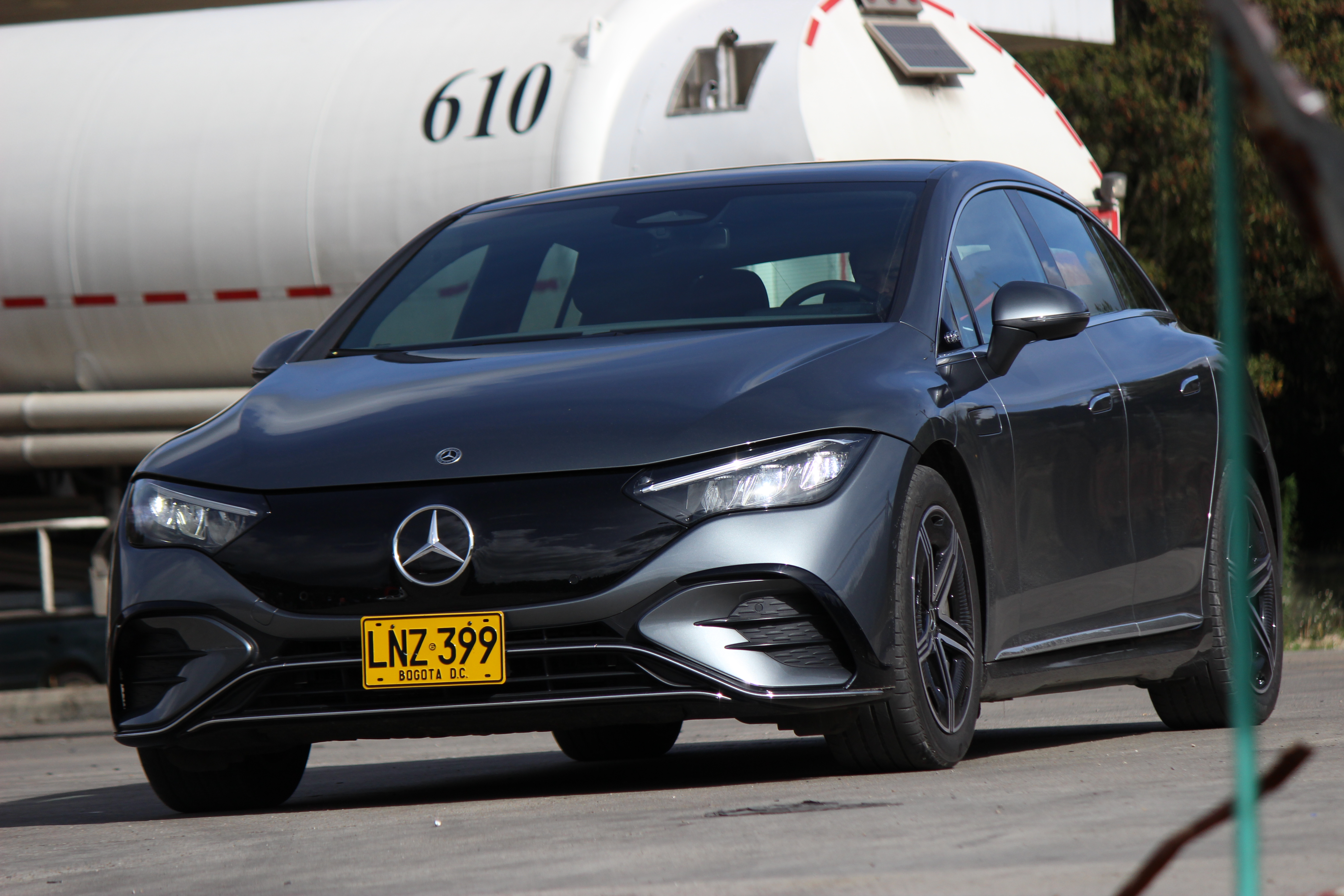 Mercedes-Benz EQE 350+ en Colombia.