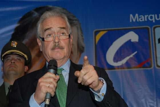 Pastrana sugirió a conservadores viajar a reunión con Farc en Cuba