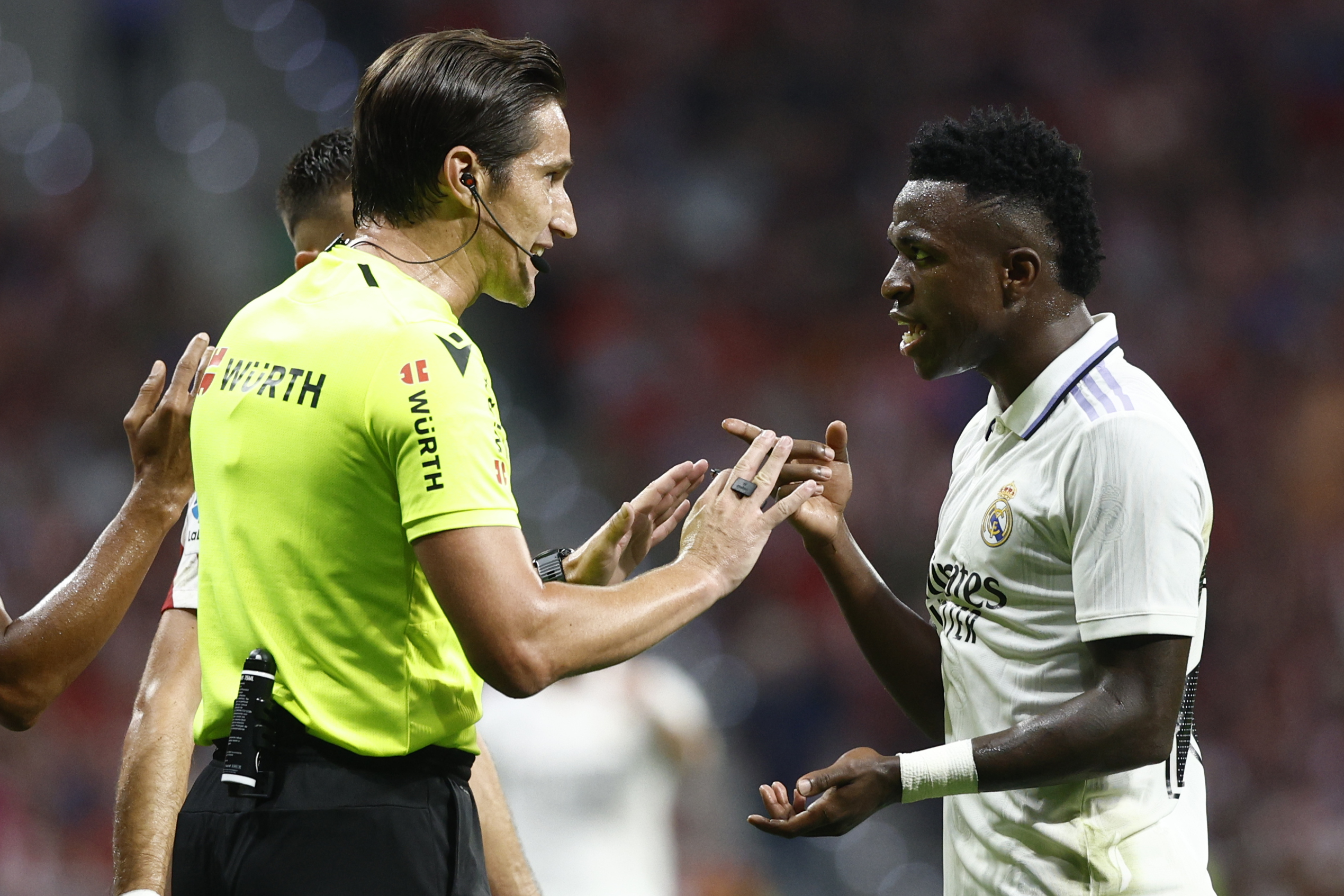 La Fiscalía de Madrid investiga si hubo delito en los insultos racistas a Vinícius