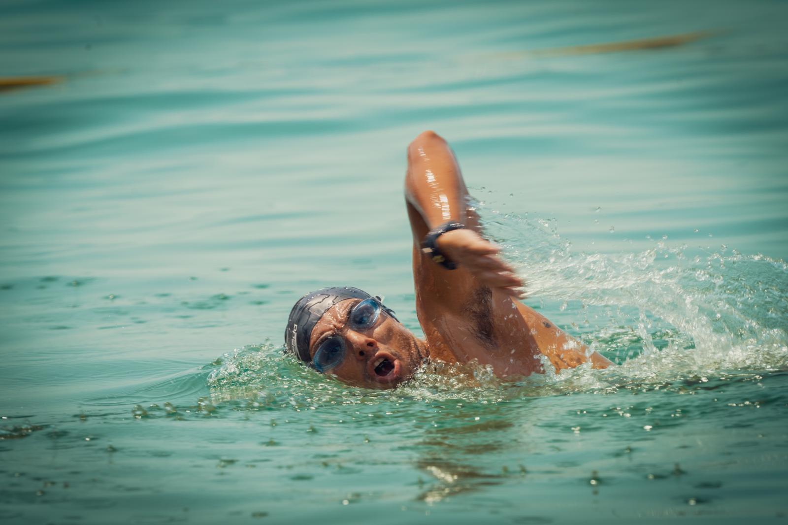 ¡Histórico!, Jorge Iván del Valle conquistó la Triple Corona de la natación
