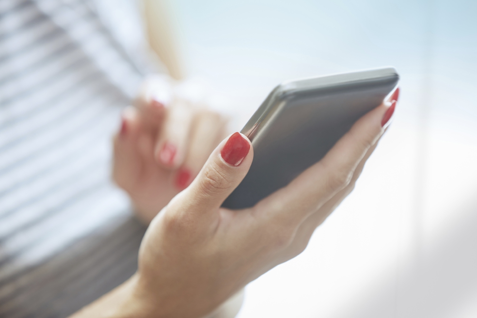 ¿Cómo bloquear la llegada de mensajes de texto promocionales en el celular?