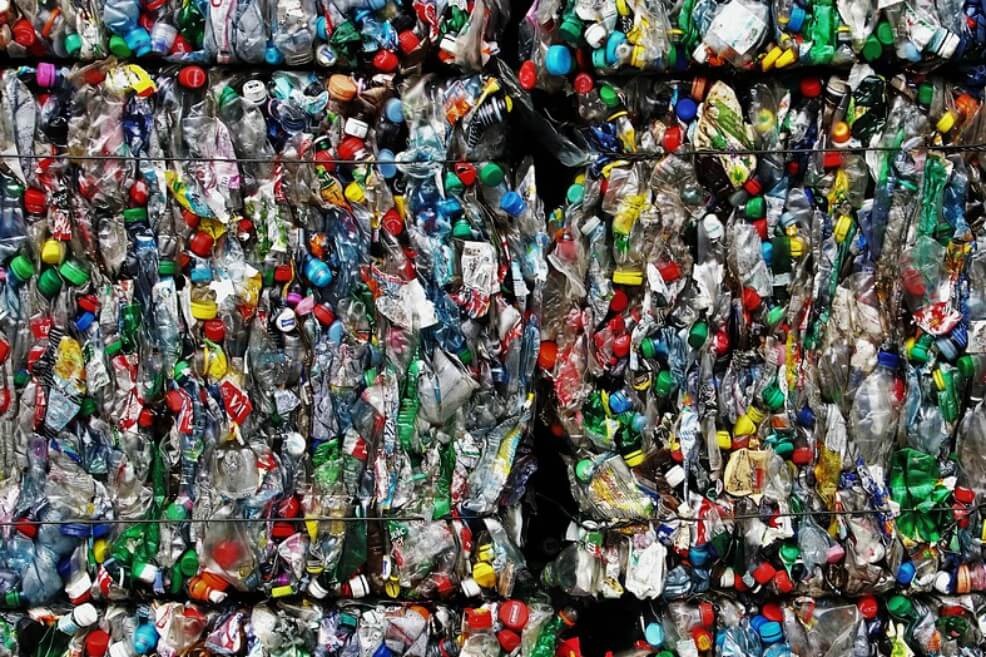Ruanda prohíbe los plásticos de usar y tirar