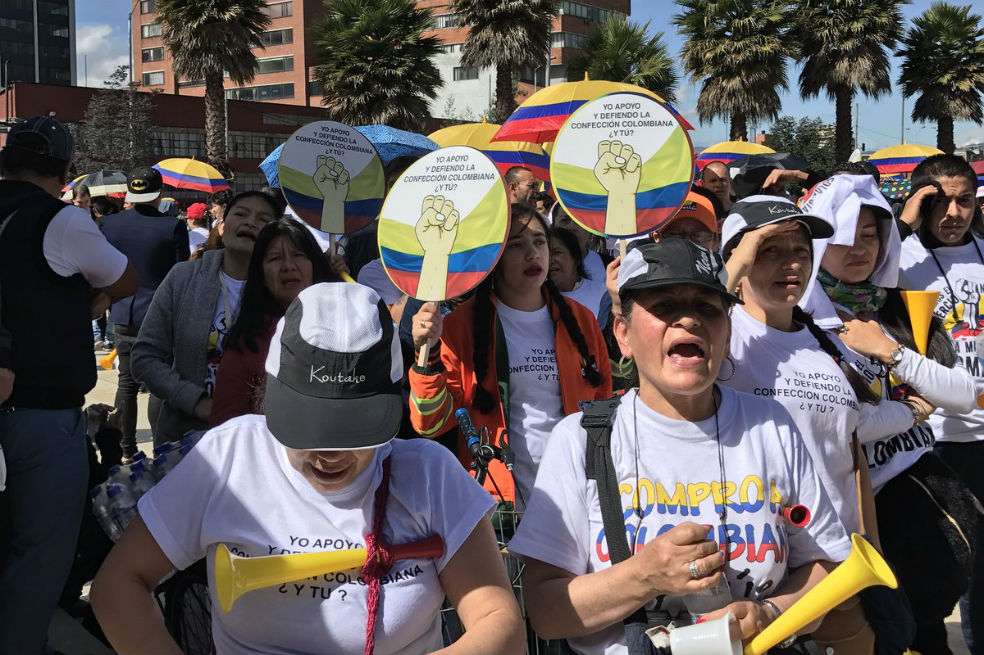 Comerciantes en Bogotá marcharon contra los productos chinos