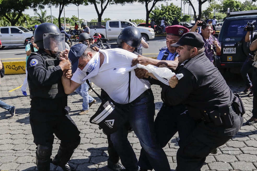 Liberan a unos 30 opositores arrestados por protestar en Nicaragua