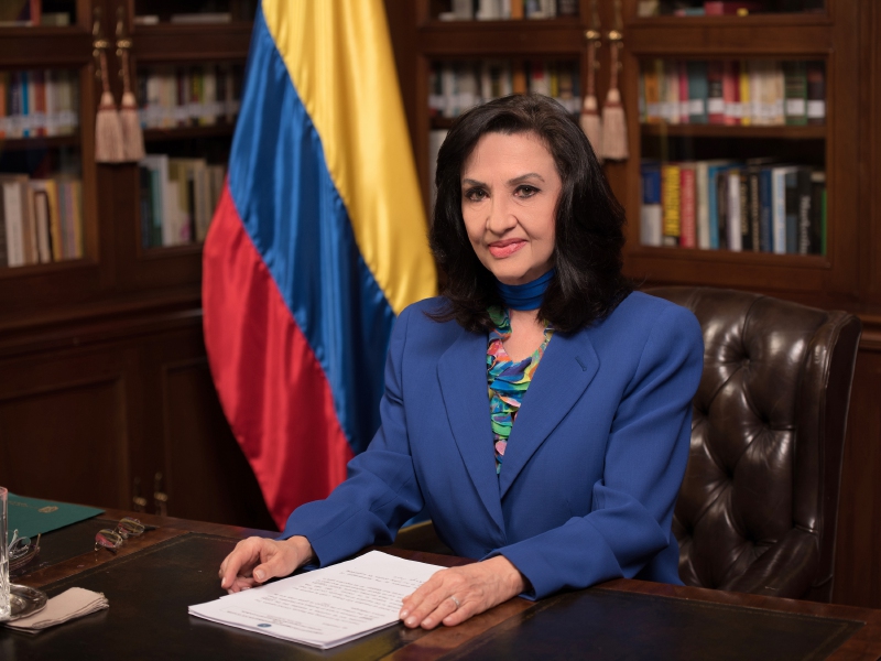 Es oficial: Claudia Blum sale de la Cancillería