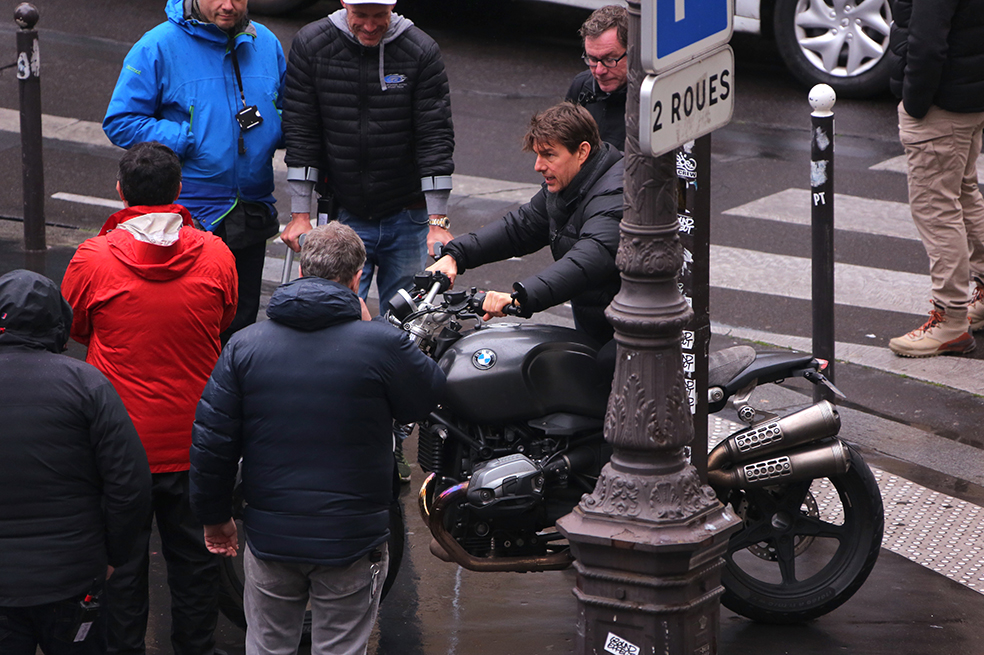 Tom Cruise se fracturó el tobillo y "Misión imposible 6″ detiene su rodaje