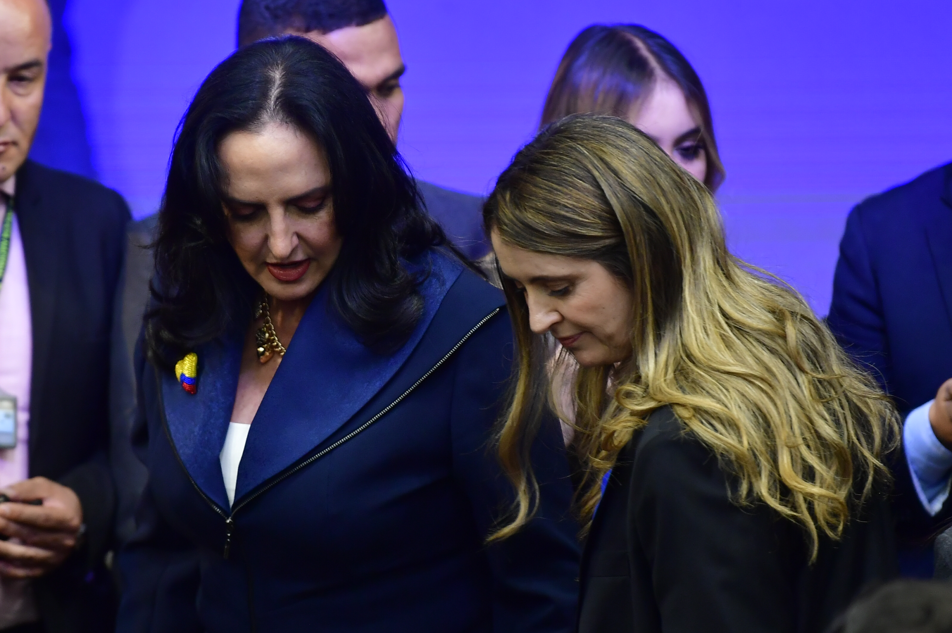 María Fernanda Cabal y Paloma Valencia, senadoras y contendientes a ser la candidata única por el Centro Democrático para las elecciones 2026.