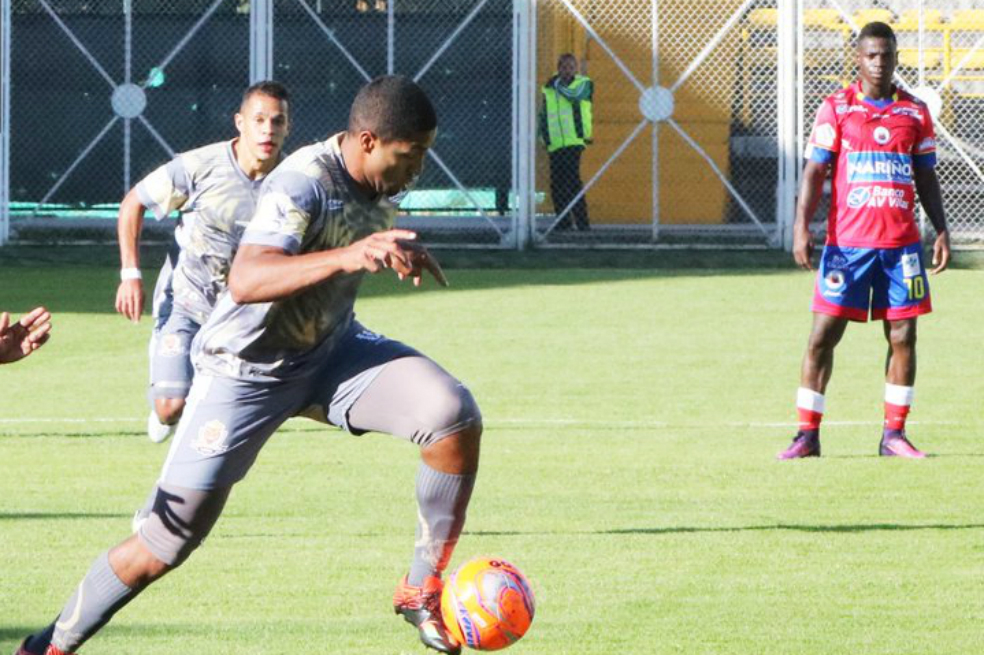 Pasto asume liderato de la Liga tras vencer a Tigres