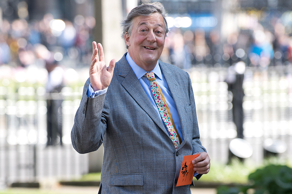 Humorista Stephen Fry habla sobre el cáncer de próstata