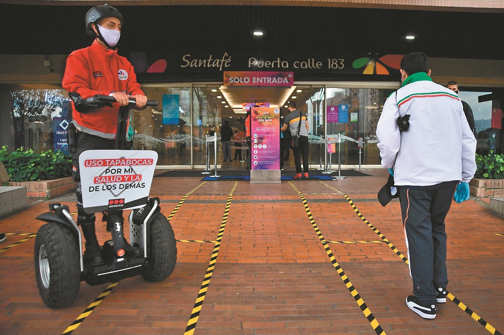 Así se vive la “nueva normalidad” en los centros comerciales