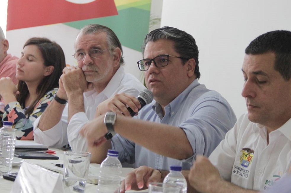 Gobierno anuncia plan para mejorar el servicio de energía del Caribe