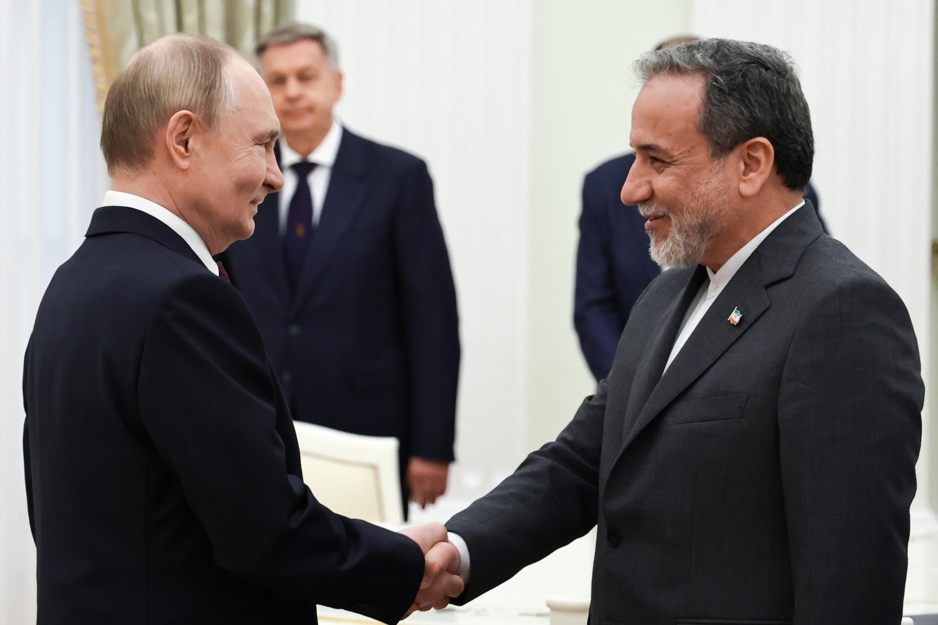 Putin apoya a Irán tras los ataques de EE. UU. e Israel: “No tienen fundamento”
