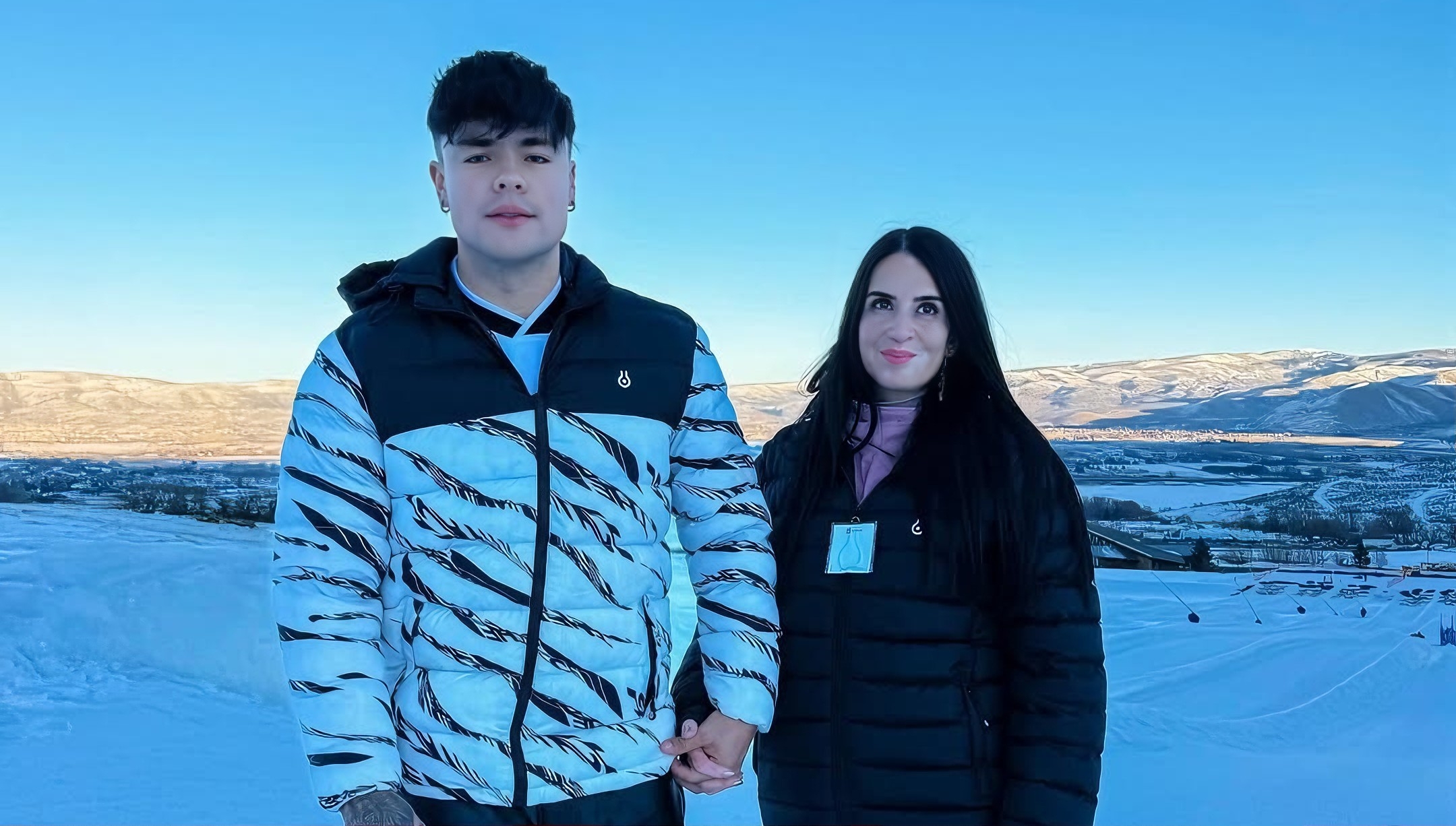 La influenciadora ‘Adrilatina’ mostró los avances del vitiligo en su piel