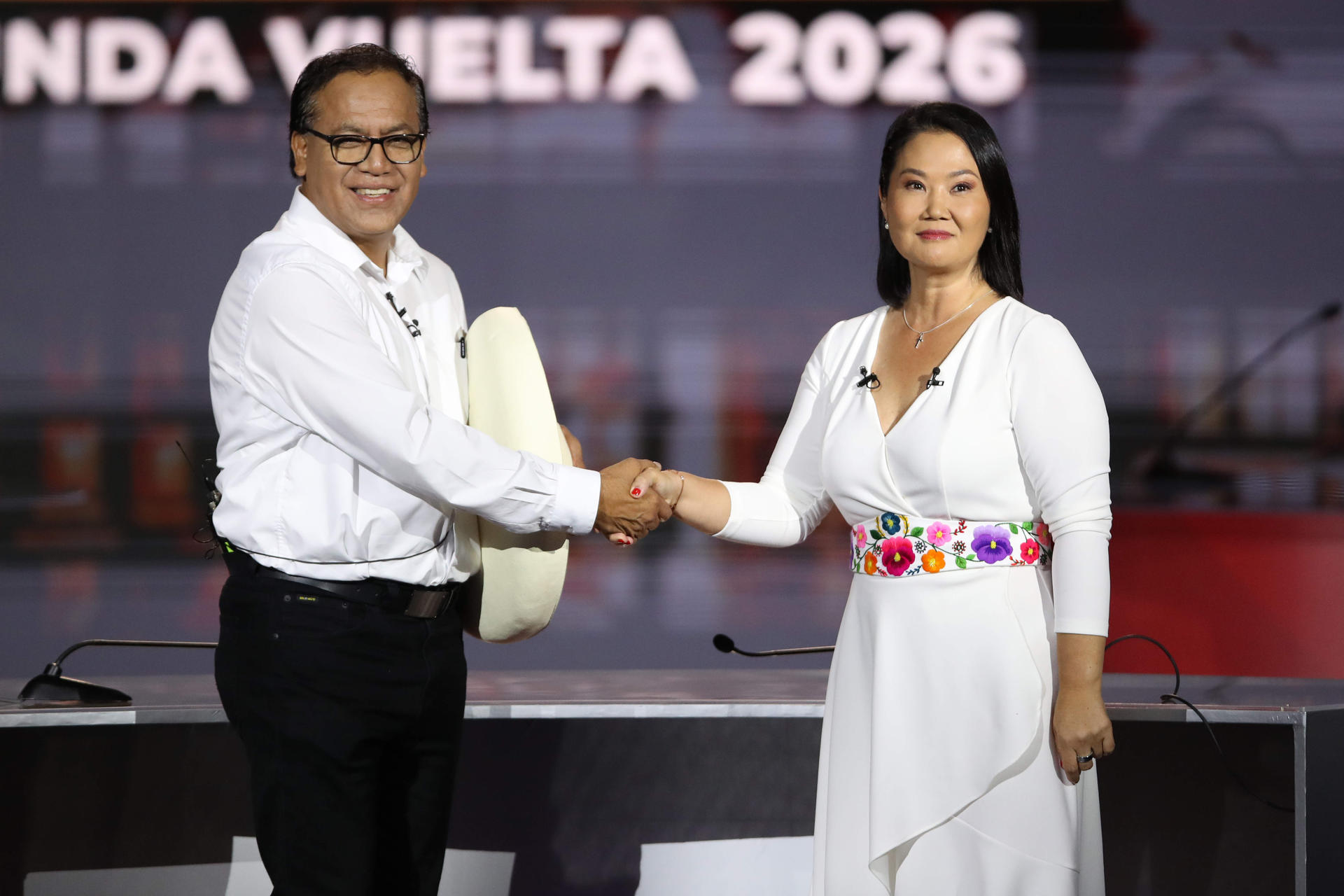 Fujimori mantiene ventaja sobre Sánchez cuando restan cerca de 250.000 votos por contar