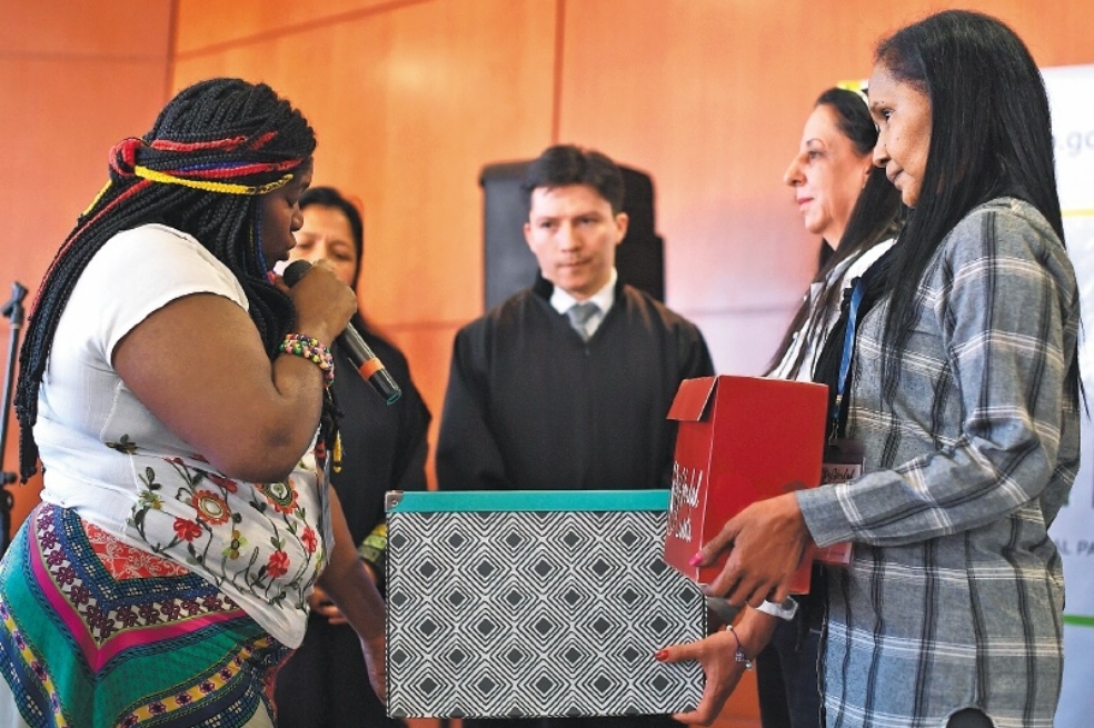 Víctimas de violencia sexual de las Farc piden que sus casos los lleve la JEP