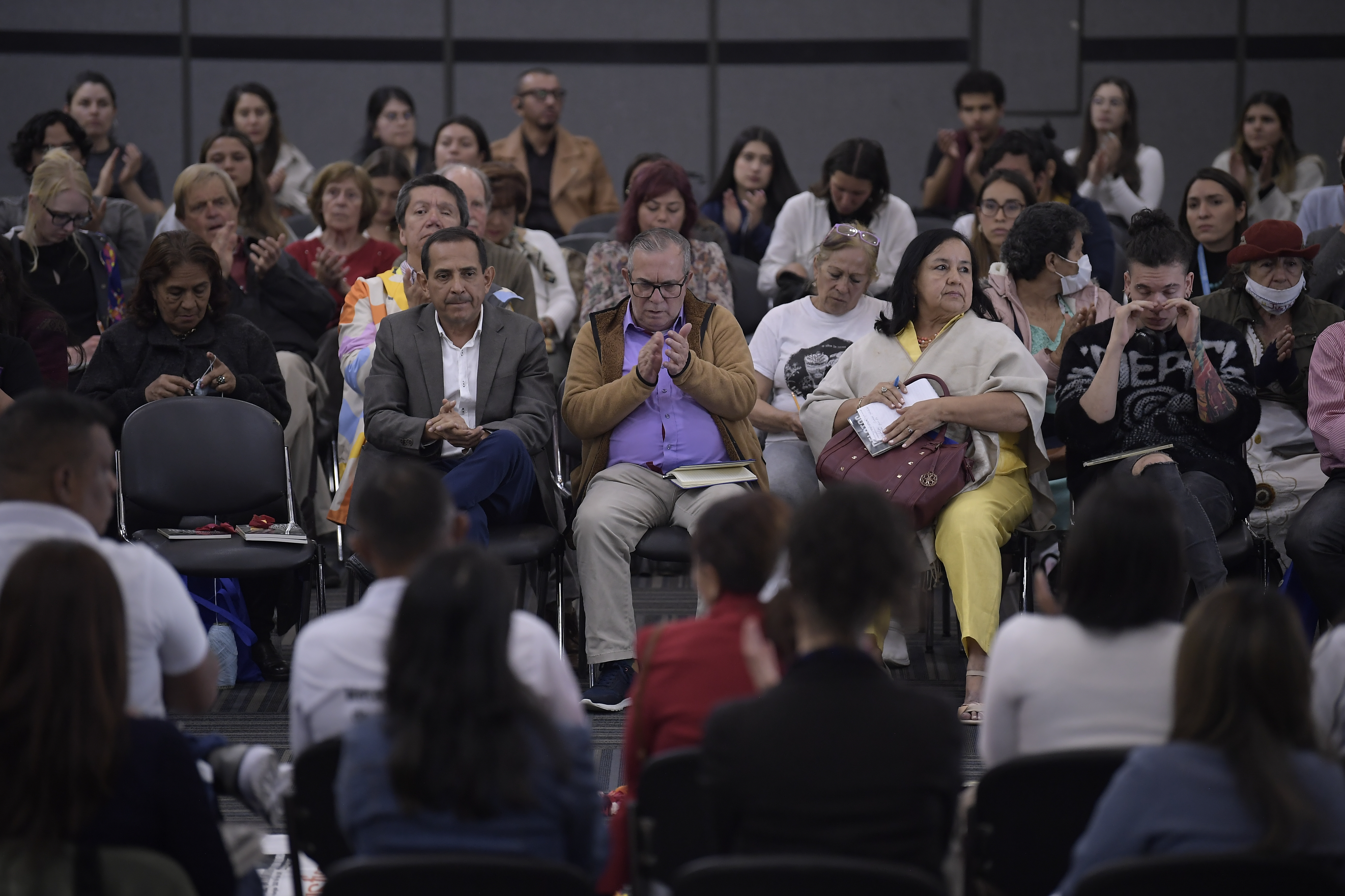 A la paz no se llega pisoteando a las víctimas