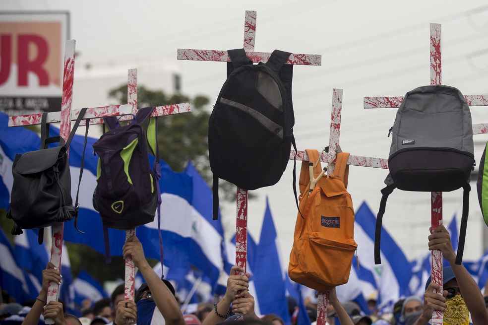 Nicaragua expulsa dos misiones de la CIDH y carga contra Luis Almagro