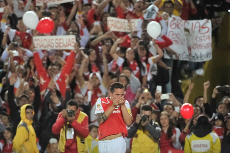 Seijas se despidió por lo alto de El Campín: Santa Fe goleó a Fortaleza