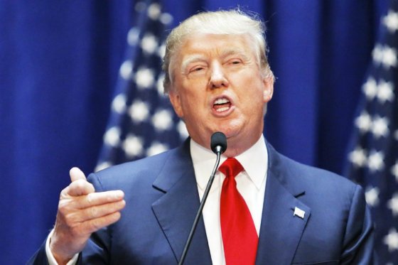 Trump dice que se plantea reemplazar su decreto migratorio con «uno nuevo»