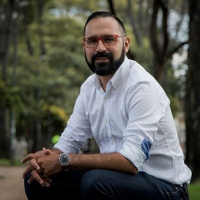 Quién es y a qué se enfrenta Ómar Andrés Camacho, nuevo ministro de Minas