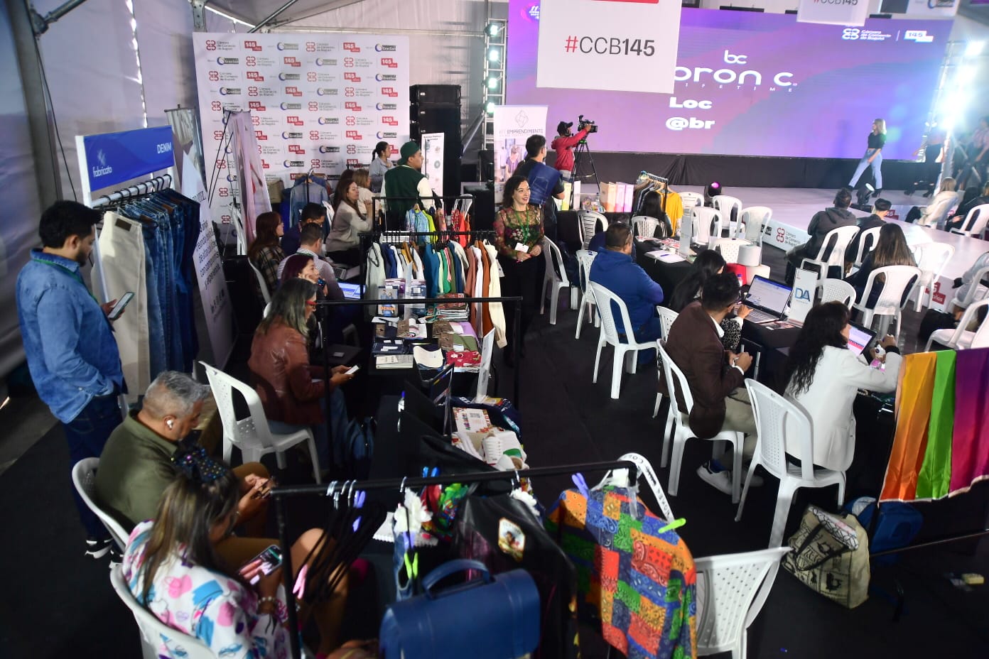 "San Victorino a la moda" es un programa de la Cámara de Comercio de Bogotá con la que se busca promover la compra local.