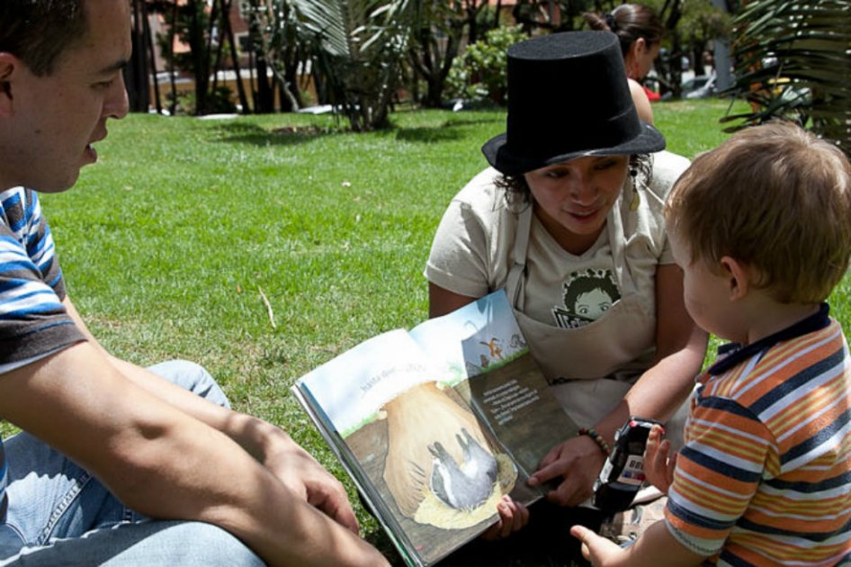 Bogotá cierra el Septiembre Literario con ‘Lectura bajo los árboles’ en el Parque Nacional