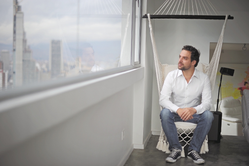 Luis Ernesto Gómez, un político aventurero