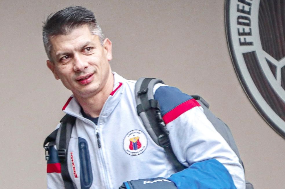 Gustavo Florentín se quedaría sin equipo otra vez: va tres clubes en cinco meses
