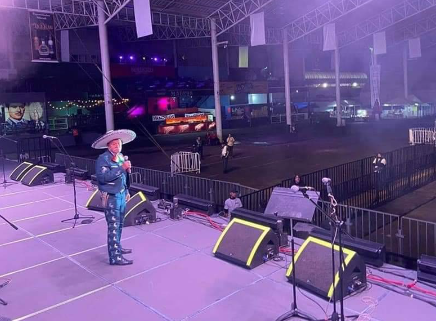 Abuelo que dio concierto sin público, logró tener una segunda oportunidad