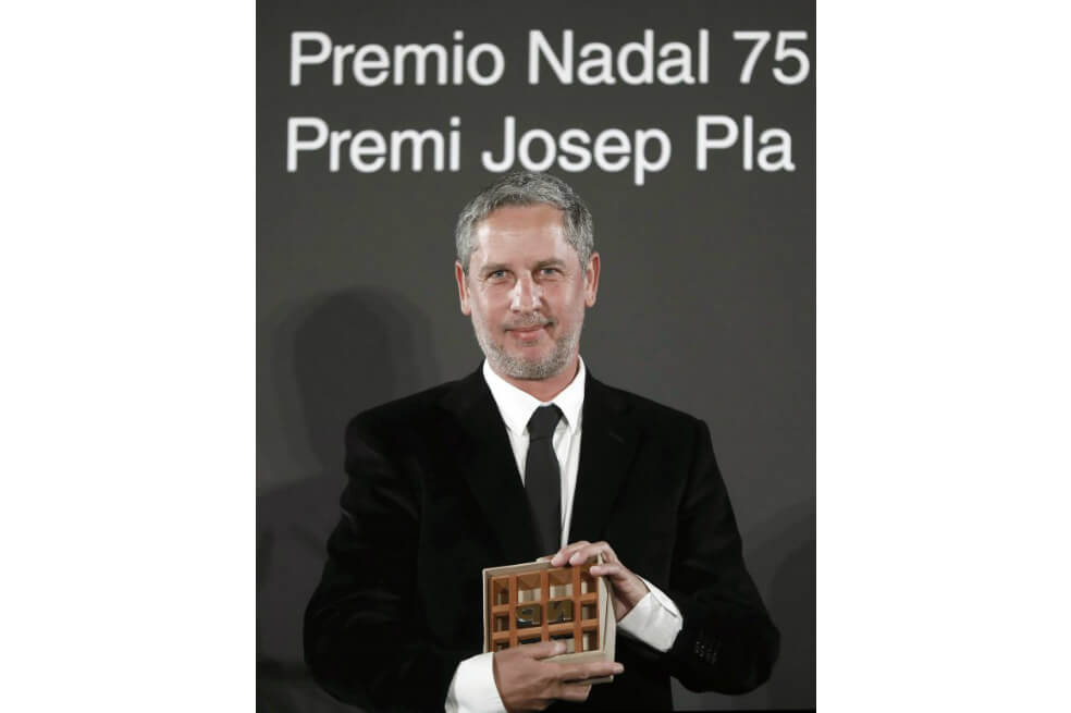 Guillermo Martínez: «La literatura es como un acto de ilusionismo»