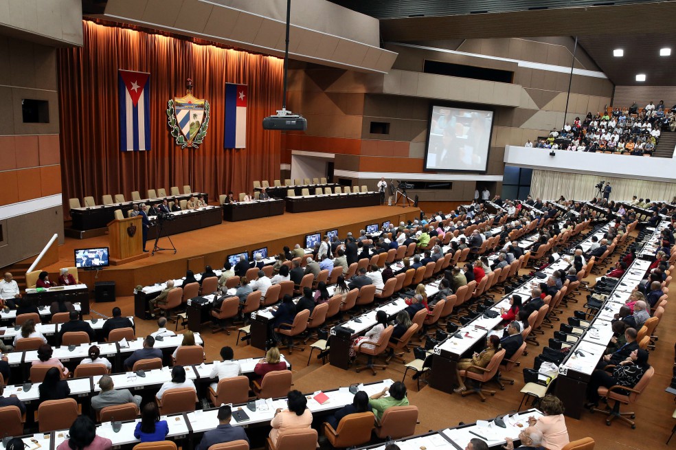 Comenzó la asamblea que definirá sucesor de Raúl Castro