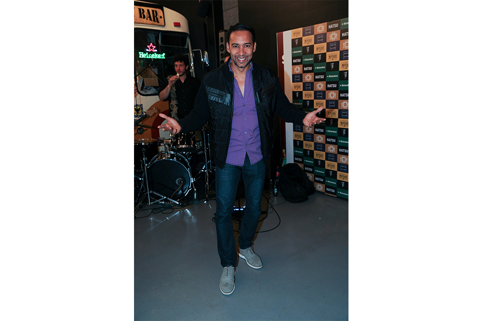 A CELEBRAR EL TRIUNFO DE RAMIRO MENESES EL NUEVO MASTER CHEF LUGAR MERCADO CHICO