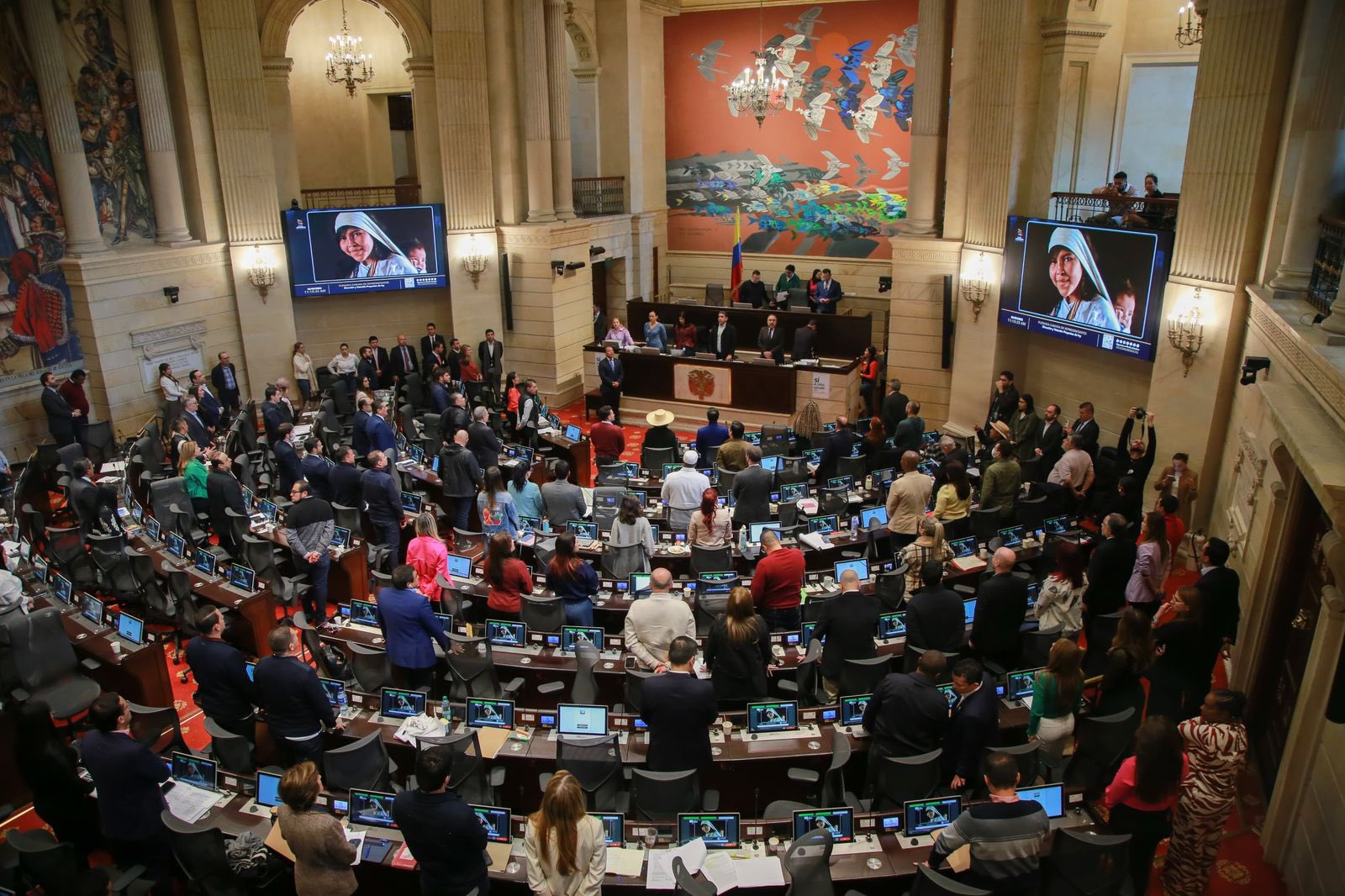 Oposición y Pacto Histórico chocan en el Congreso por día cívico y marchas