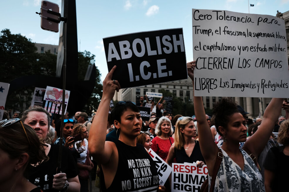 Corte de Estados Unidos ordena liberar a niños migrantes debido al coronavirus