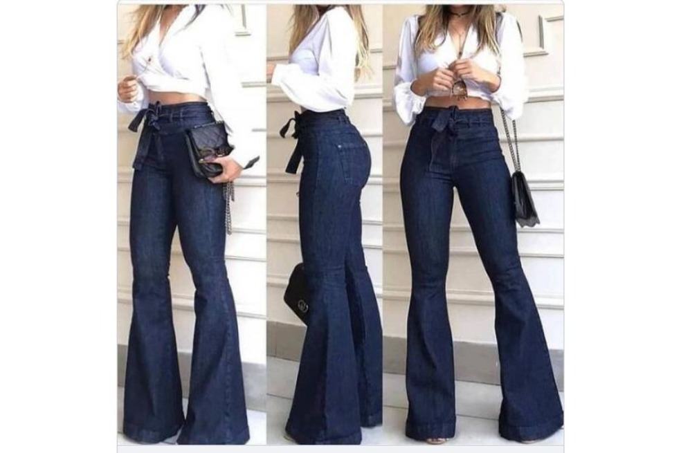 ¿Cómo se llevan los jeans acampanados en 2023?