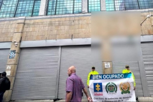 Impactan bienes usados para guardar mercancía de contrabando en el centro de Bogotá