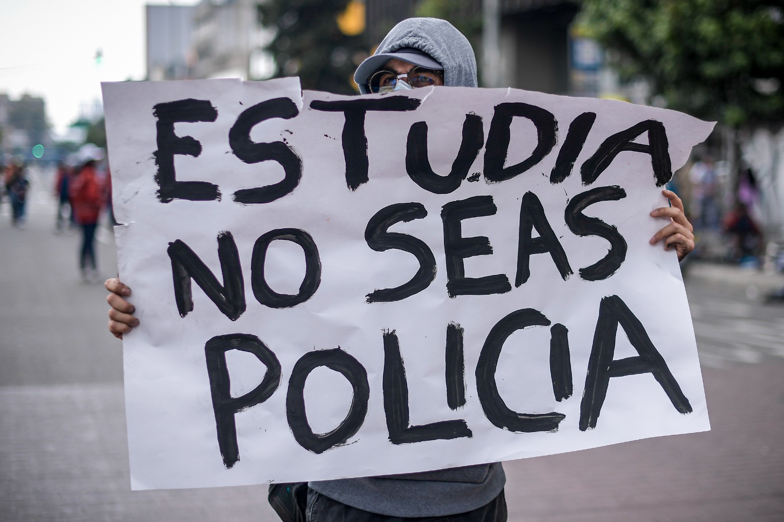Los estudiantes se encuentran en paro indefinido desde el pasado 21 de marzo y piden que se cambie el mecanismo de elección del rector de la Universidad Nacional.