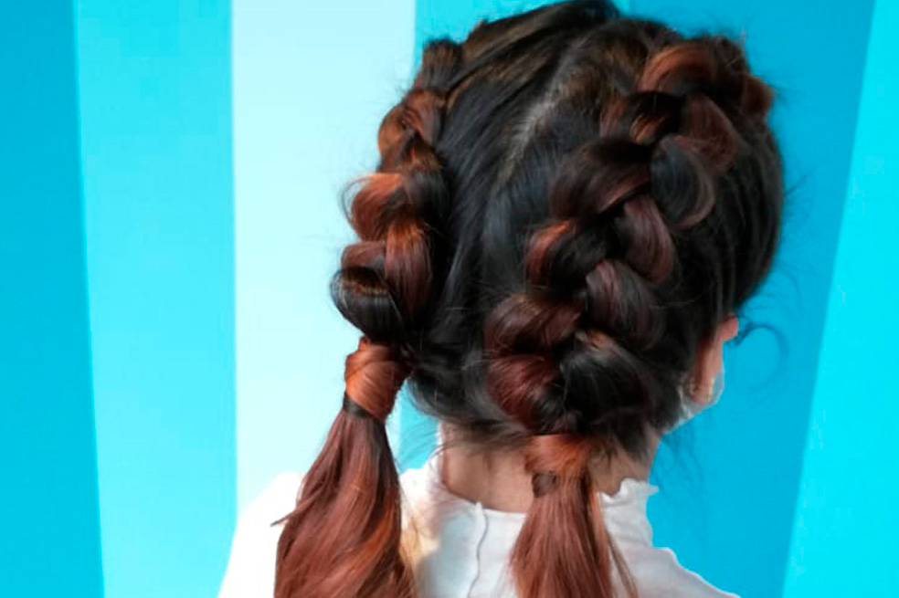 5 peinados con trenzas y pelo suelto que debes aprender a hacer