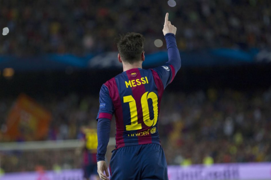 Messi brilla en el Camp Nou y el Barcelona toma ventaja