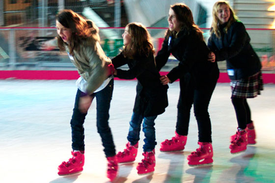 Patinaje sobre hielo en el Centro Comercial Santafé
