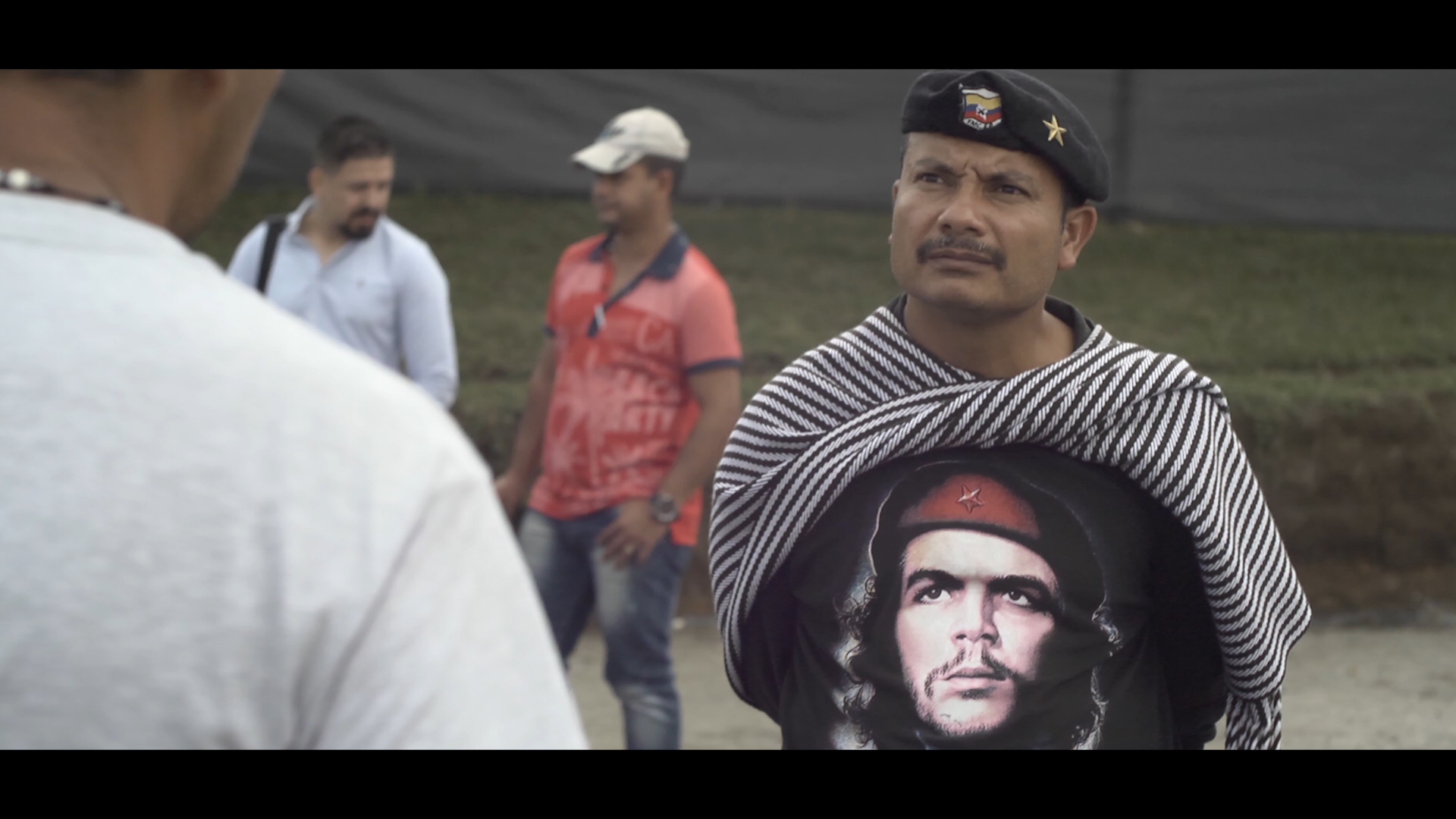 El documental que aborda las pasiones humanas desde el corazón de la insurgencia