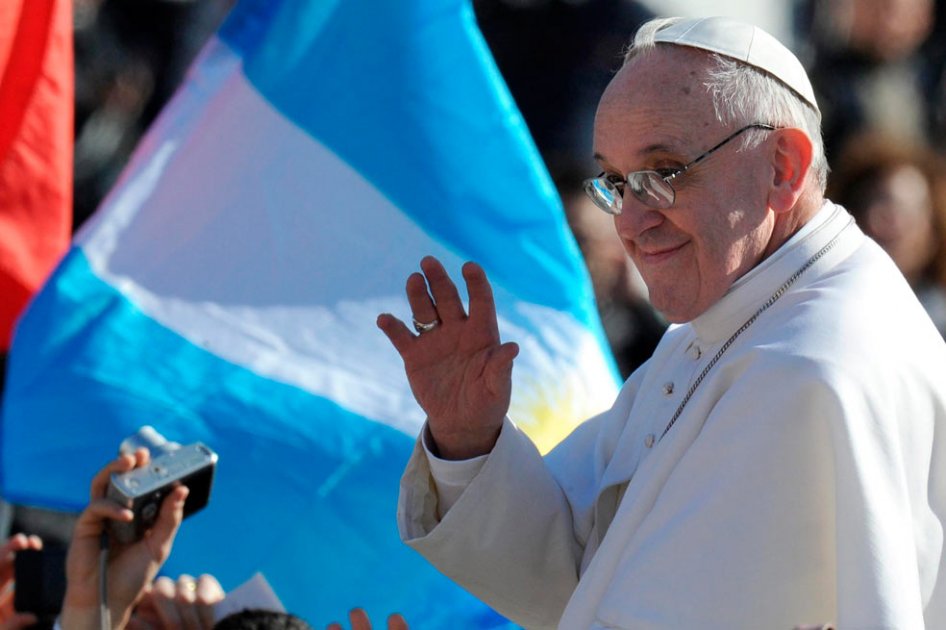 Papa Francisco «no fue cómplice de la dictadura» argentina