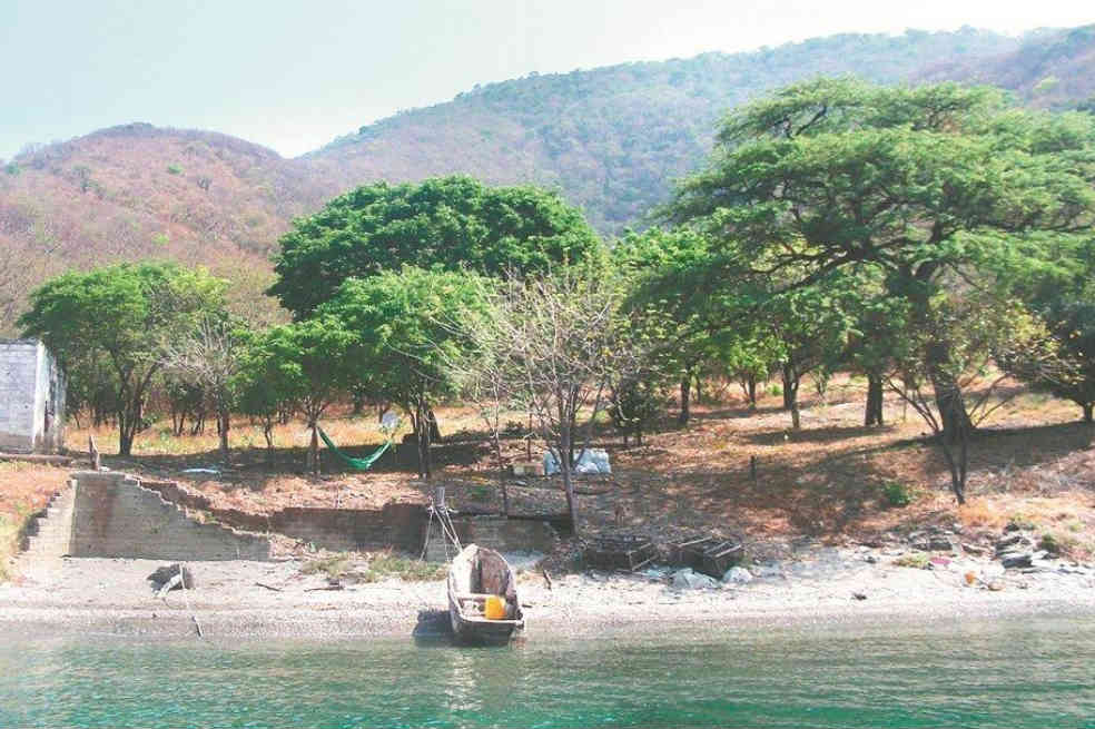 Los Ciruelos, una extraña tradición