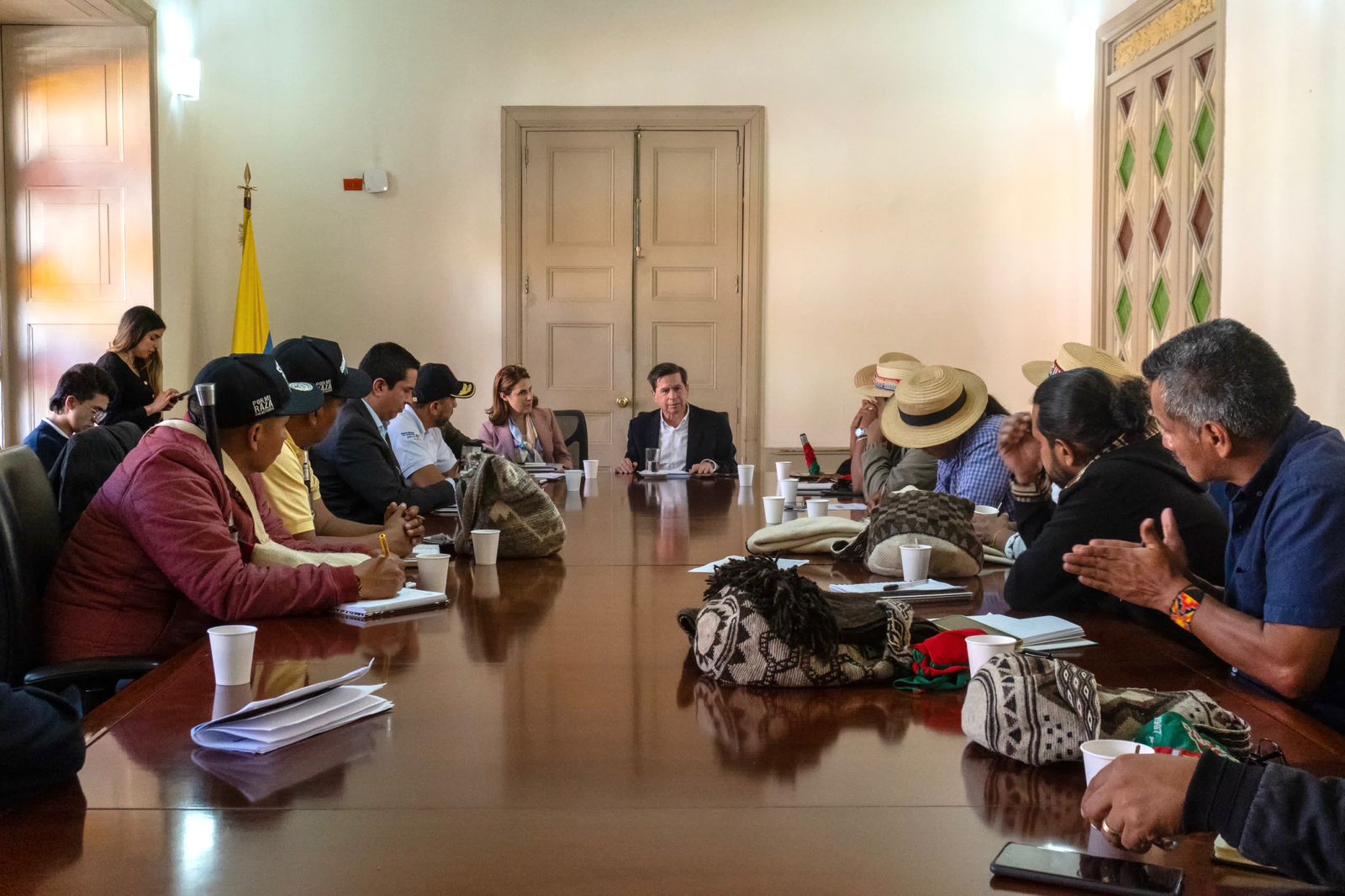 Gobierno busca mitigar posibles marchas de la minga por crisis de orden público