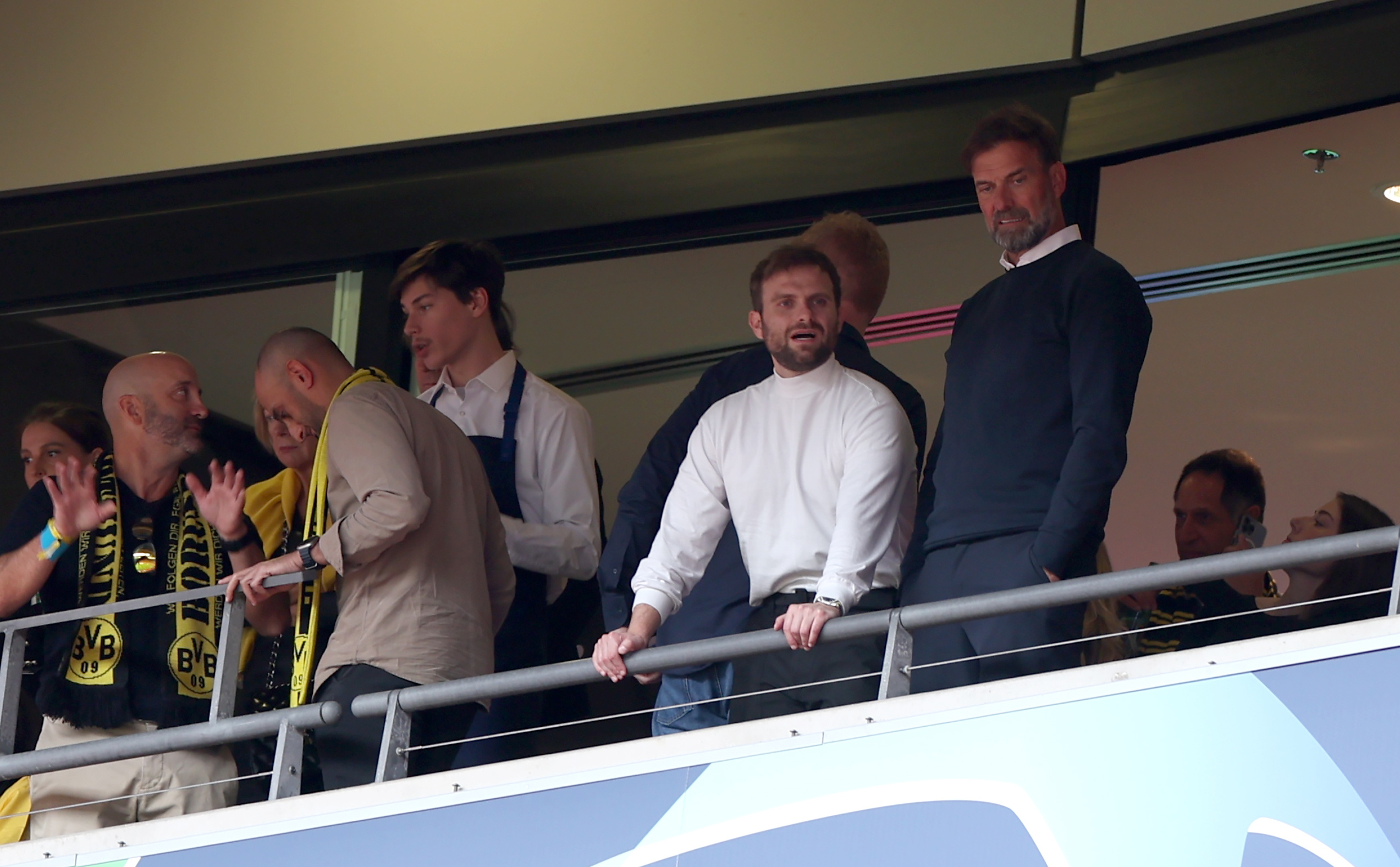 Jürgen Klopp, aclamado en Wembley por los hinchas de Borussia Dortmund: video
