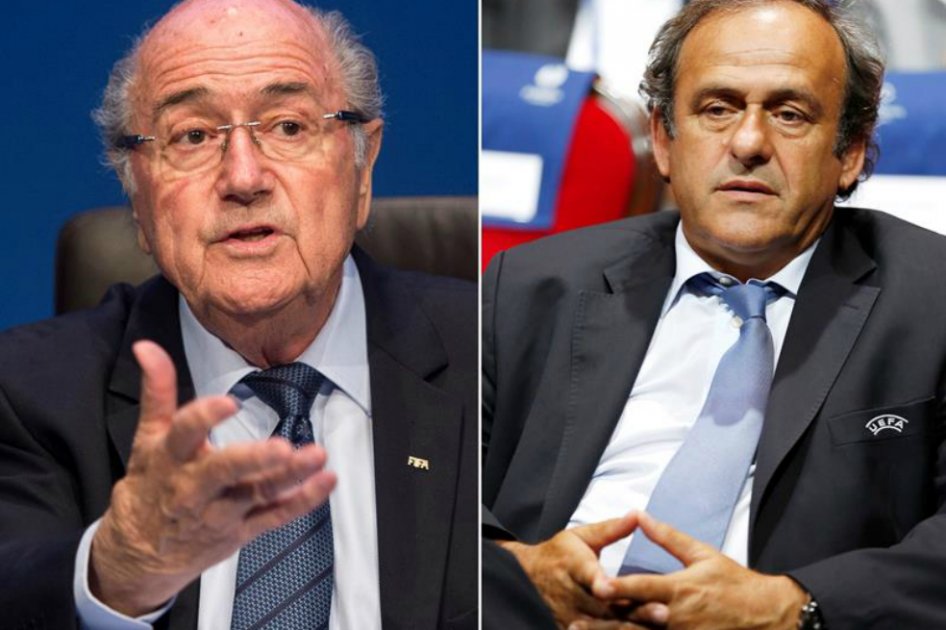 Blatter y Platini, en fuera de lugar