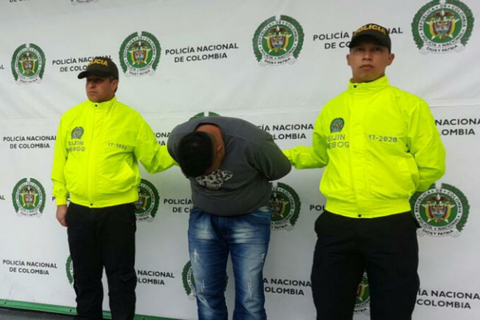 Capturan a profesor que acosaba y extorsionaba a menores en Bogotá
