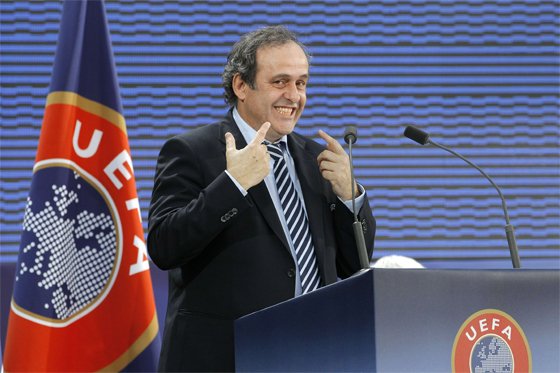 Platini rechaza tecnología en la línea de gol por ser «demasiado cara»