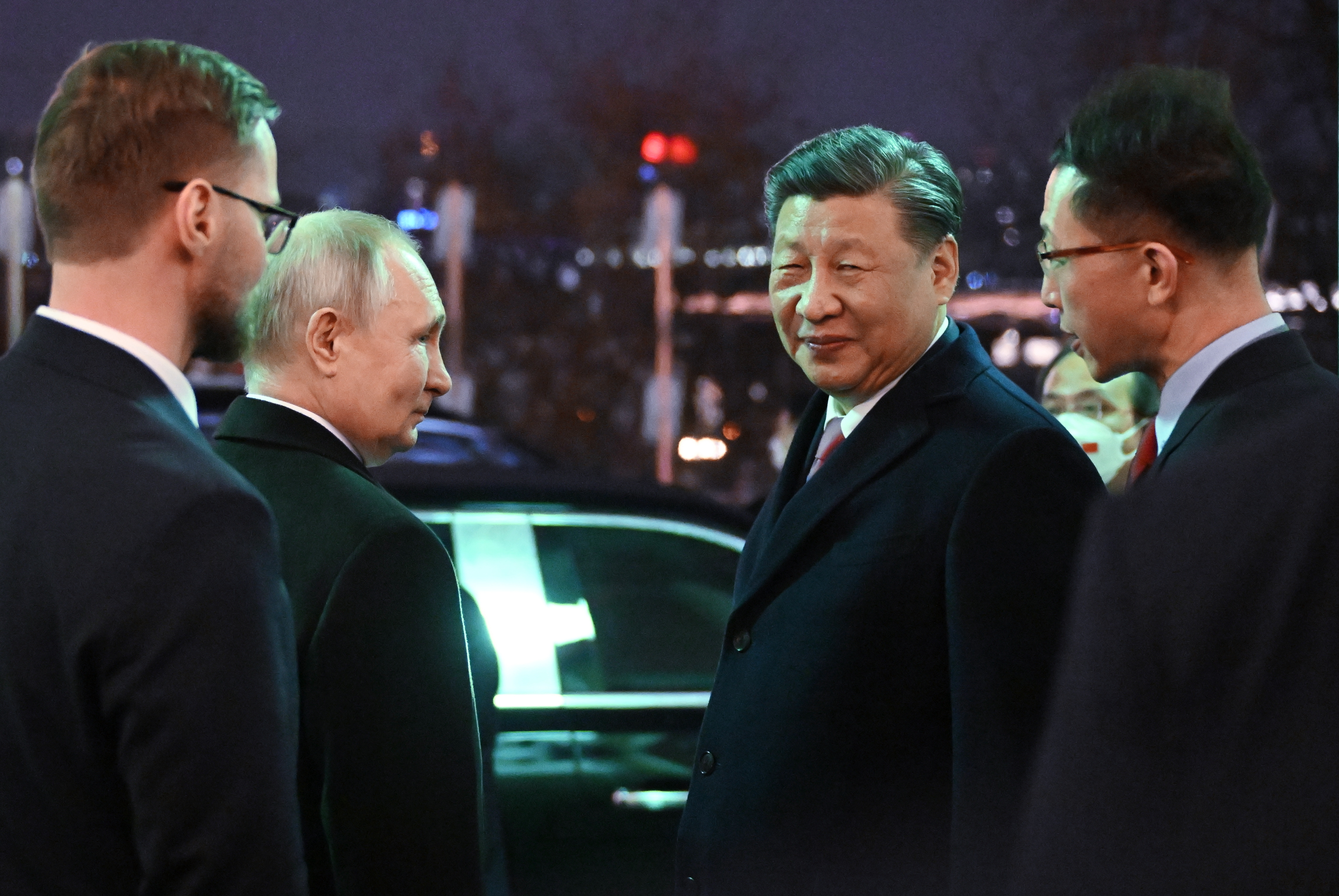 Putin aceptó la invitación de Xi Jinping para visitar China en octubre